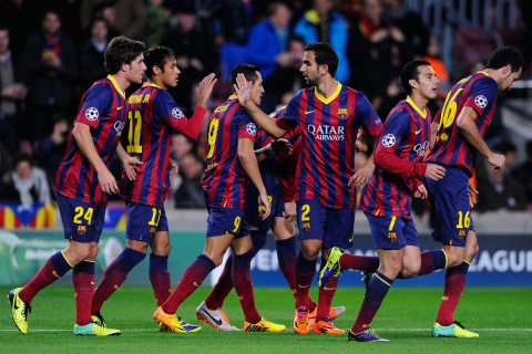 Piłkarski Komplet Strój Dziecięcy FC Barcelona 2013/2014 Home Retro Piłkarski Komplet Strój Dziecięcy FC Barcelona 2013/2014 Home Retro