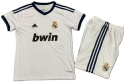 Piłkarski Komplet Strój Dziecięcy Real Madryt 2012/2013 Home Retro, Ronaldo Piłkarski Komplet Strój Dziecięcy Real Madryt 2012/2013 Home Retro, Ronaldo