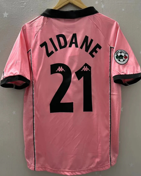Koszulka Piłkarska Juventus Turyn 1997/1998 Pink Retro, Del Piero, Zidane Koszulka Piłkarska Juventus Turyn 1997/1998 Pink Retro, Del Piero, Zidane
