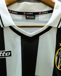 Koszulka Piłkarska Juventus Turyn 2001/2002 Home Retro, Del Piero, Trezeguet, Salas Koszulka Piłkarska Juventus Turyn 2001/2002 Home Retro, Del Piero, Trezeguet, Salas