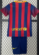Piłkarski Komplet Strój Dziecięcy FC Barcelona 20132014 Home Retro, Messi, Neymar Jr Piłkarski Komplet Strój Dziecięcy FC Barcelona 20132014 Home Retro, Messi, Neymar Jr