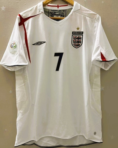 Koszulka Piłkarska Anglia MŚ 2006 Home Retro, Rooney, Beckham, Scholes Koszulka Piłkarska Anglia MŚ 2006 Home Retro, Rooney, Beckham, Scholes