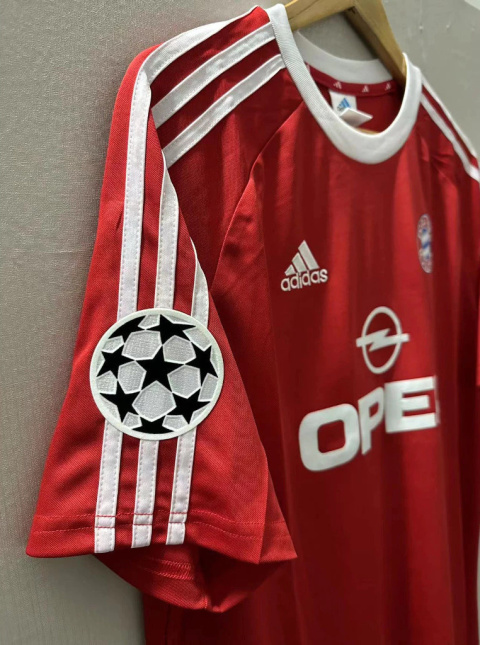 Koszulka Piłkarska Bayern Monachium 2000/2001 UCL Home Retro, Elber, Scholl, Matthaus Koszulka Piłkarska Bayern Monachium 2000/2001 UCL Home Retro, Elber, Scholl, Matthaus