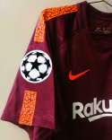 Koszulka Piłkarska FC Barcelona 2017/2018 Away Retro, MESSI, SUAREZ, NEYMAR, INITESTA, XAVI Koszulka Piłkarska FC Barcelona 2017/2018 Away Retro, MESSI, SUAREZ, NEYMAR, INITESTA, XAVI