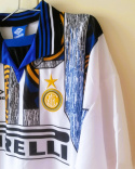 Koszulka Piłkarska Inter Mediolan 1996/1997 Away Retro, Roberto Carlos, Zanetti, Djorkaeff Koszulka Piłkarska Inter Mediolan 1996/1997 Away Retro, Roberto Carlos, Zanetti, Djorkaeff