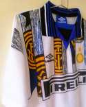Koszulka Piłkarska Inter Mediolan 1996/1997 Away Retro, Roberto Carlos, Zanetti, Djorkaeff Koszulka Piłkarska Inter Mediolan 1996/1997 Away Retro, Roberto Carlos, Zanetti, Djorkaeff