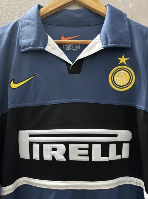Koszulka Piłkarska Inter Mediolan 1998/1999 3rd Retro, Ronaldo, Baggio Koszulka Piłkarska Inter Mediolan 1998/1999 3rd Retro, Ronaldo, Baggio