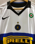 Koszulka Piłkarska Inter Mediolan 2005/2006 Away Retro, Adriano, Figo Koszulka Piłkarska Inter Mediolan 2005/2006 Away Retro, Adriano, Figo