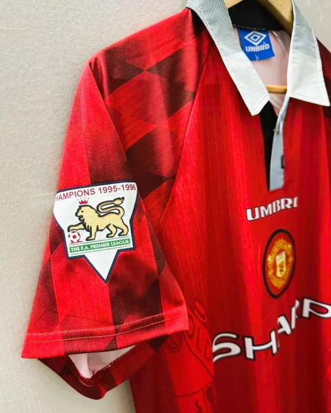 Koszulka Piłkarska Manchester United 1996/1997 Home Retro, Beckham, Giggs, Scholes, Cantona Koszulka Piłkarska Manchester United 1996/1997 Home Retro, Beckham, Giggs, Scholes, Cantona