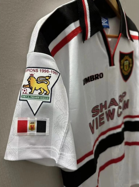 Koszulka Piłkarska Manchester United 1998/1999 Away Retro, Beckham, Scholes, Giggs Koszulka Piłkarska Manchester United 1998/1999 Away Retro, Beckham, Scholes, Giggs