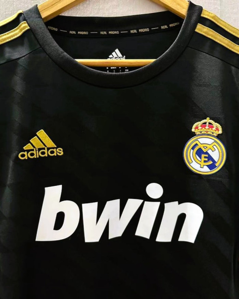Koszulka Real Madryt 2011/2012 Czarna Retro, Ronaldo, Cristiano Ronaldo, Benzema, Sergio Ramos Koszulka Real Madryt 2011/2012 Czarna Retro, Ronaldo, Cristiano Ronaldo, Benzema, Sergio Ramos