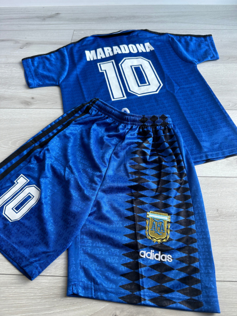Piłkarski Komplet Strój Dziecięcy Argentyna 1994 Away MŚ Retro Piłkarski Komplet Strój Dziecięcy Argentyna 1994 Away MŚ Retro