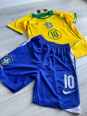 Piłkarski Komplet Strój Dziecięcy Brazylia 2004 Home Retro, Ronaldinho, Ronaldo Piłkarski Komplet Strój Dziecięcy Brazylia 2004 Home Retro, Ronaldinho, Ronaldo