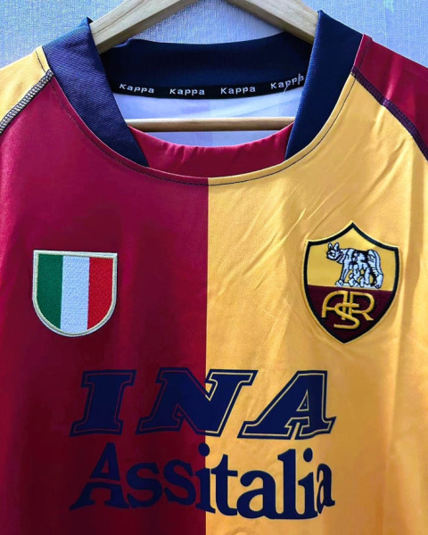 Koszulka Piłkarska AS Roma 2001/2002 Home Retro Koszulka Piłkarska AS Roma 2001/2002 Home Retro
