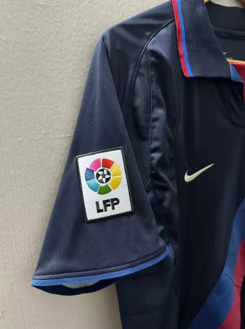Koszulka Piłkarska FC Barcelona 2002/2003 3rd Retro, Ronaldinho Koszulka Piłkarska FC Barcelona 2002/2003 3rd Retro, Ronaldinho