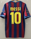 Koszulka Piłkarska FC Barcelona 2009/2010 Retro, Messi, Ibrahimović, Xavi, Iniesta Koszulka Piłkarska FC Barcelona 2009/2010 Retro, Messi, Ibrahimović, Xavi, Iniesta