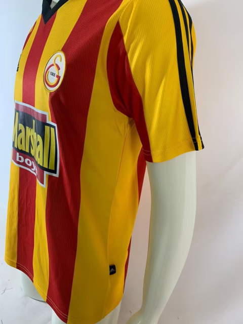 Koszulka Piłkarska Galatasaray Stambuł 1999/2000 Home Retro Koszulka Piłkarska Galatasaray Stambuł 1999/2000 Home Retro