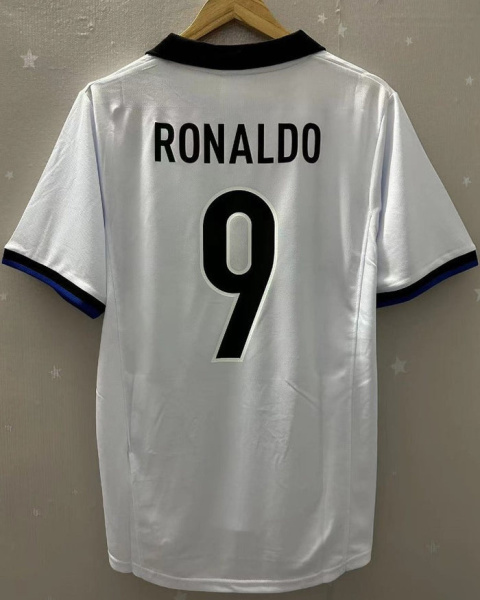 Koszulka Piłkarska Inter Mediolan 1998/1999 Away Retro, Ronaldo, Baggio Koszulka Piłkarska Inter Mediolan 1998/1999 Away Retro, Ronaldo, Baggio