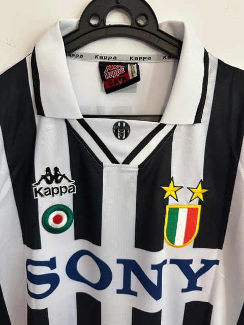 Koszulka Piłkarska Juventus Turyn 1995/1996 Home Retro Koszulka Piłkarska Juventus Turyn 1995/1996 Home Retro