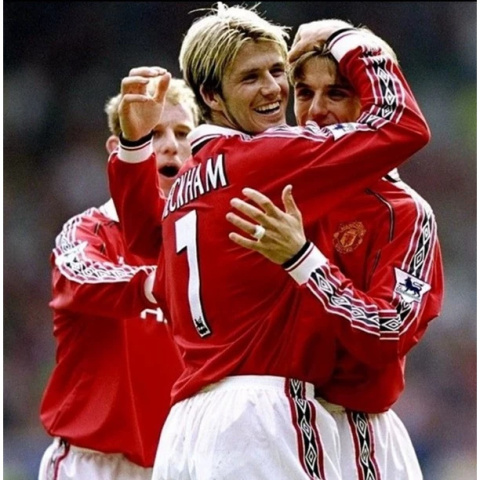 Koszulka Piłkarska Manchester United 1998/1999 Home Retro Dł Rękaw Koszulka Piłkarska Manchester United 1998/1999 Home Retro Dł Rękaw