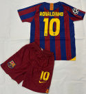 Piłkarski Komplet Strój Dziecięcy FC Barcelona 2005/2006 Home Retro, Ronaldinho, Messi Piłkarski Komplet Strój Dziecięcy FC Barcelona 2005/2006 Home Retro, Ronaldinho, Messi