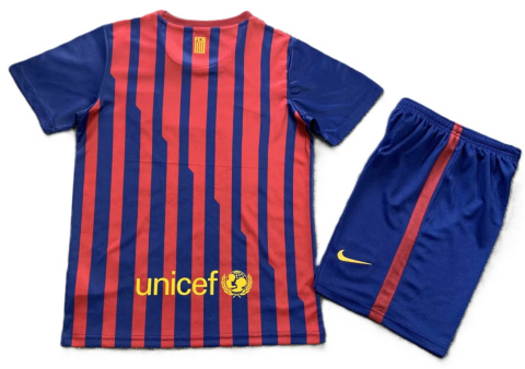 Piłkarski Komplet Strój Dziecięcy FC Barcelona 2011/2012 Home Retro, Messi Piłkarski Komplet Strój Dziecięcy FC Barcelona 2011/2012 Home Retro, Messi