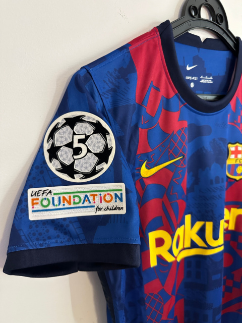 Koszulka Piłkarska FC Barcelona 2021/2022 Home Retro Koszulka Piłkarska FC Barcelona 2021/2022 Home Retro