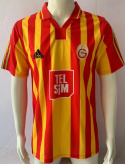 Koszulka Piłkarska Galatasaray Stambuł 2000/2001 Home Retro Koszulka Piłkarska Galatasaray Stambuł 2000/2001 Home Retro