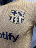 KOSZULKA PIŁKARSKA FC BARCELONA 2022/23 ZŁOTA MECZOWA KOSZULKA PIŁKARSKA FC BARCELONA 2022/23 ZŁOTA MECZOWA