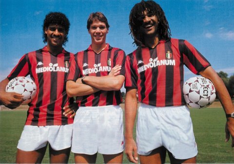 Koszulka Piłkarska AC Milan 1988/1989 Home Retro, van Basten, Gullit, Rijkaard Koszulka Piłkarska AC Milan 1988/1989 Home Retro, van Basten, Gullit, Rijkaard