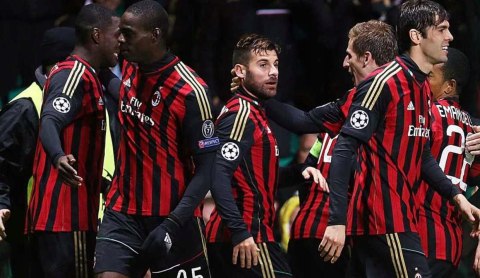 Koszulka Piłkarska AC Milan 2013/2014 Home Retro Koszulka Piłkarska AC Milan 2013/2014 Home Retro