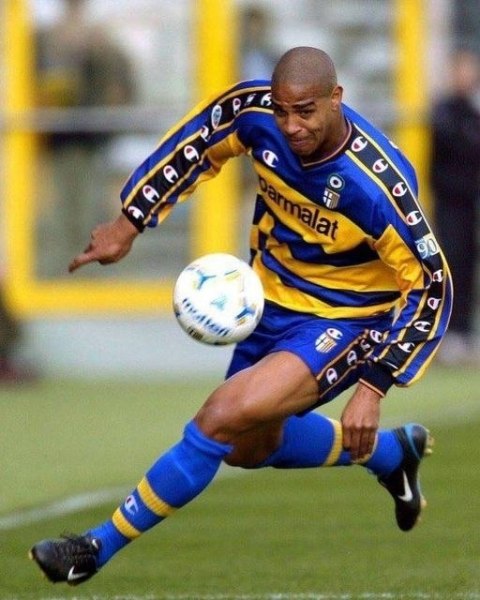 Koszulka Piłkarska AC Parma 2002/2003 Home Retro Koszulka Piłkarska AC Parma 2002/2003 Home Retro